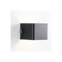 Brilliant Iseo Vägglampa Plast Svart 4W 300lm - 830 Varm Vit | IP44 - Utomhus - Rörelse- och Ljussensor - USB Uppladdningsbar