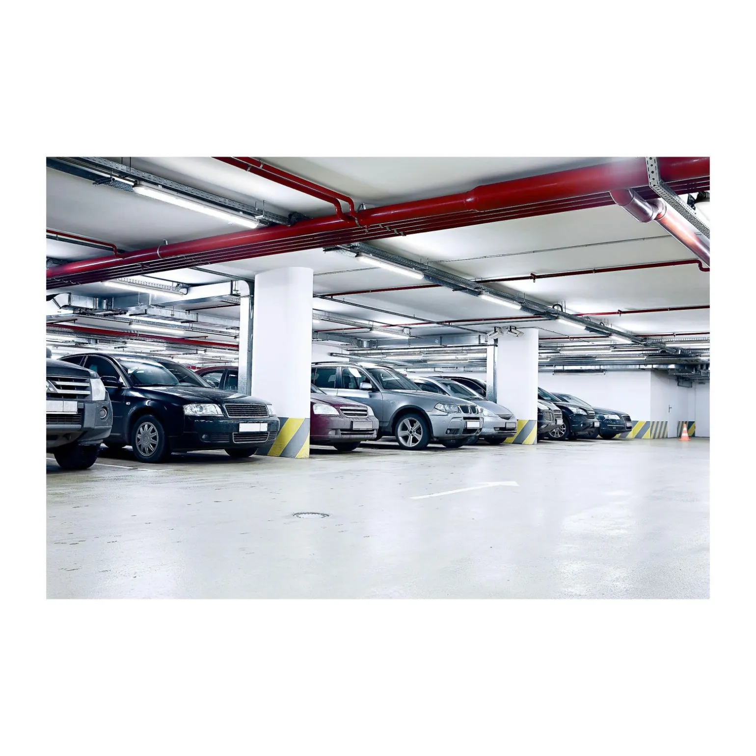Philips LED Allmänbruksarmatur Vattentät Coreline 25W 4000lm - 840 Kallvit | 60cm - Ersättare 2x18W
