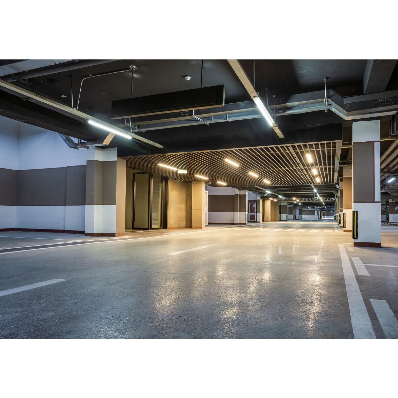 Philips LED Allmänbruksarmatur Vattentät CoreLine WT120C G3 50W 8000lm - 840 Kallvit | 120cm - Dali Dimbar - Ersättare 2x36W